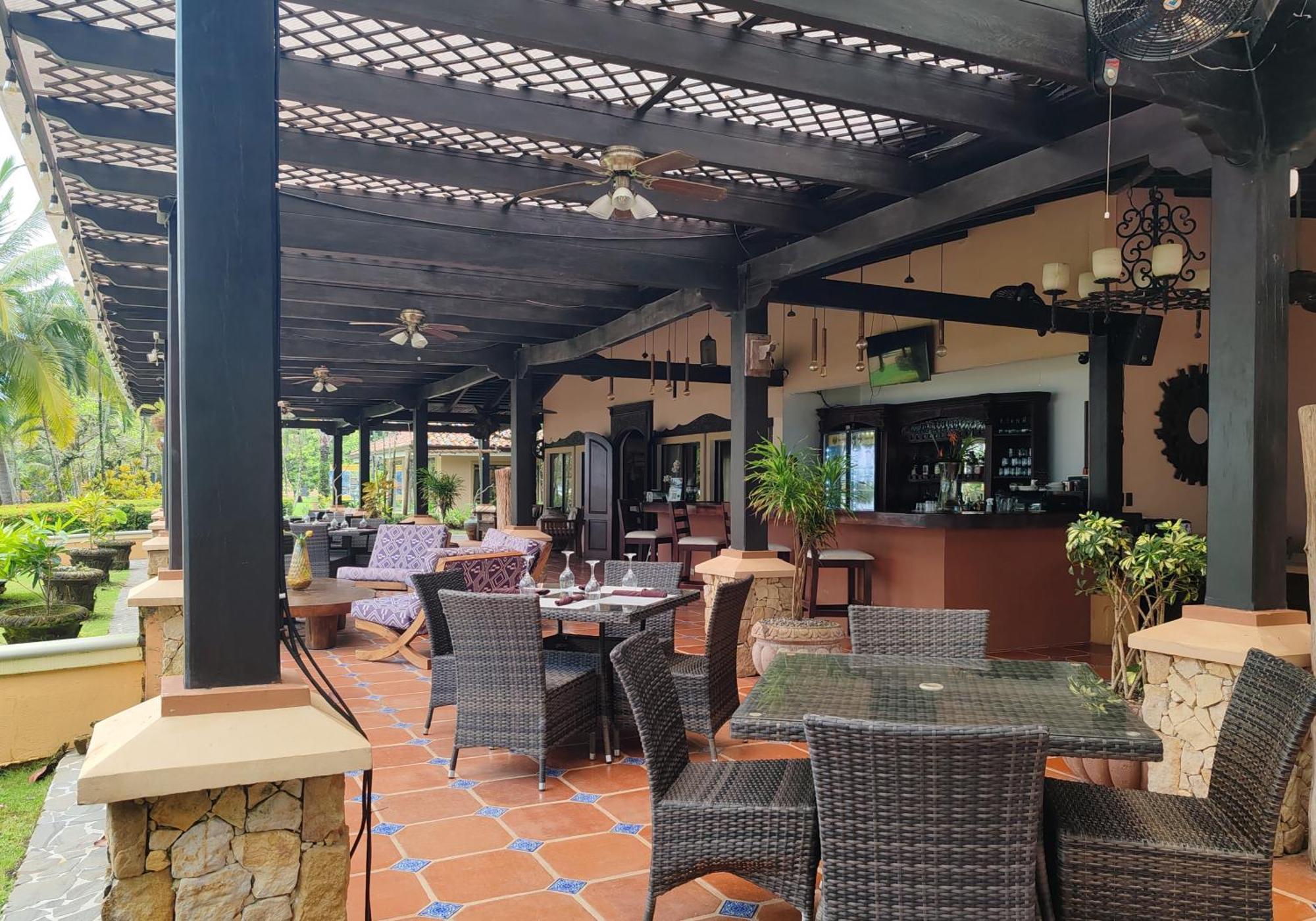 Marenaz Oceanfront Resort 에스테릴로스 에스테 외부 사진